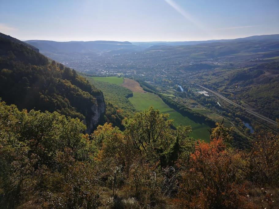 Charmant Logement De Qualite - Centre Ville De Millau Bagian luar foto
